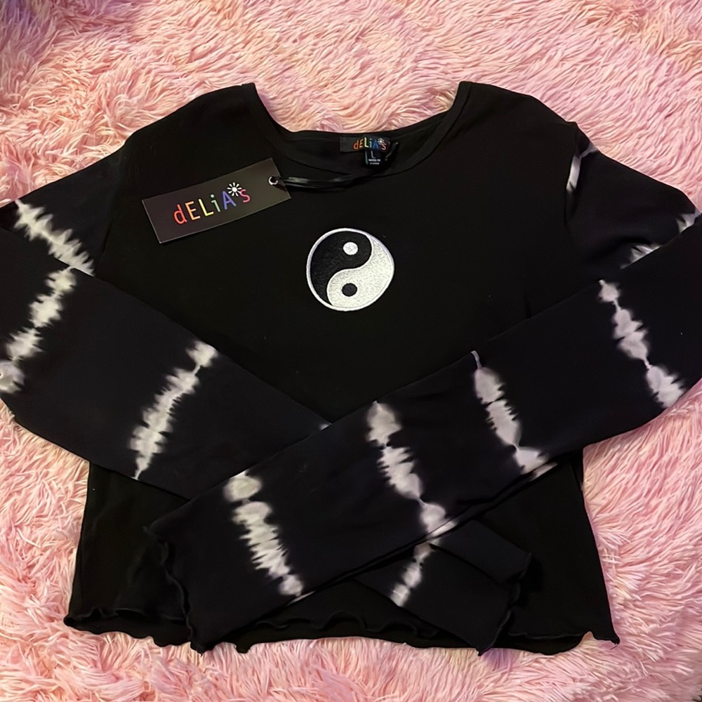 DOLLS KILL TIE-DYE SLEEVE YING YANG TOP